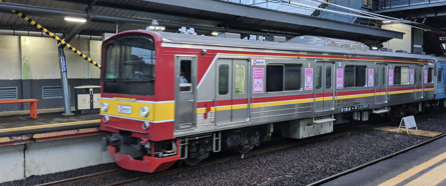 20 Menit ke Stasiun Rawabuntu